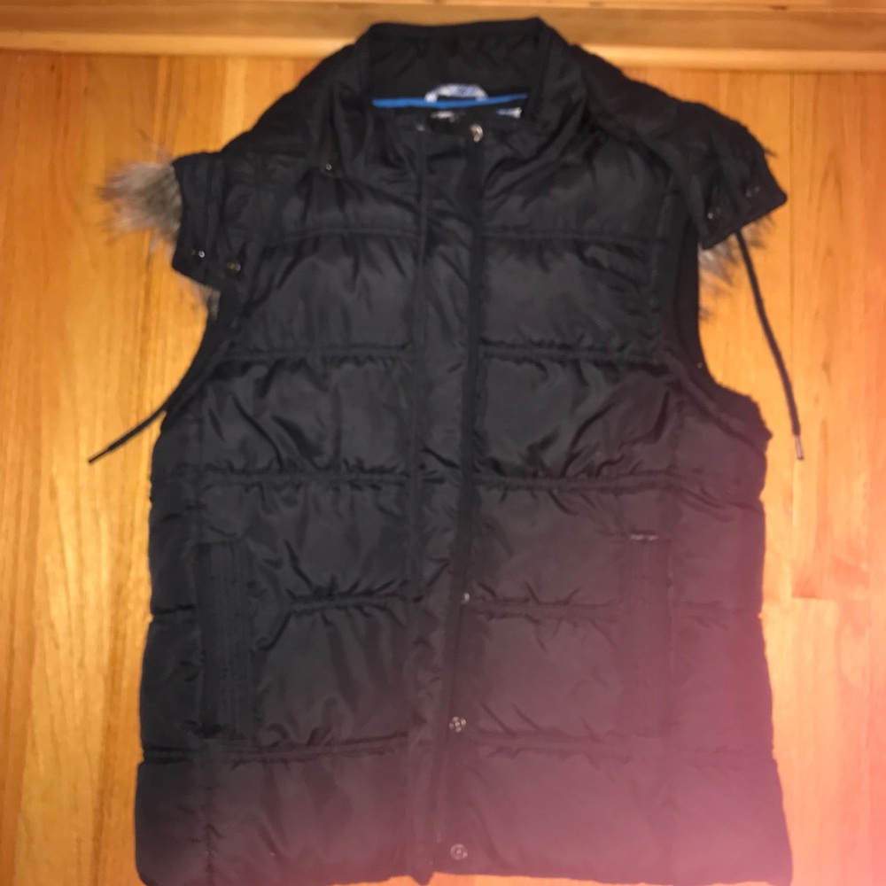 Aeropostale Ladies Vest